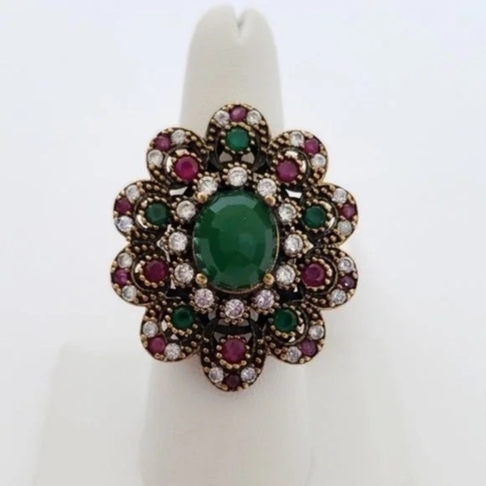 Sterling Silver Green Chalcedony Flower Statement Ring - Picture 2 of 4